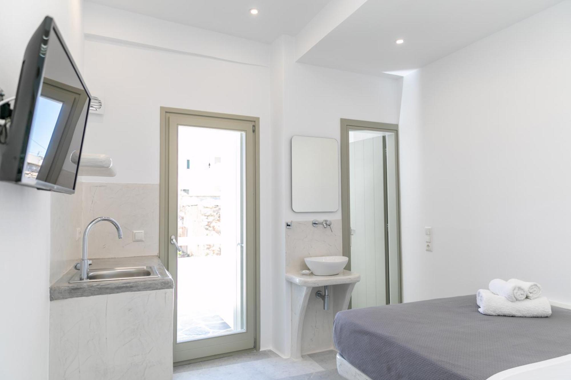 Depis Castle Naxos Apartment